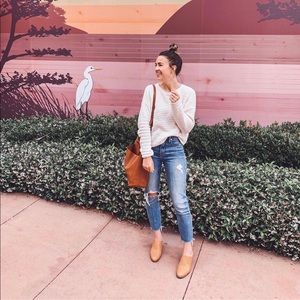 ✨ Universal Thread pullover sweater